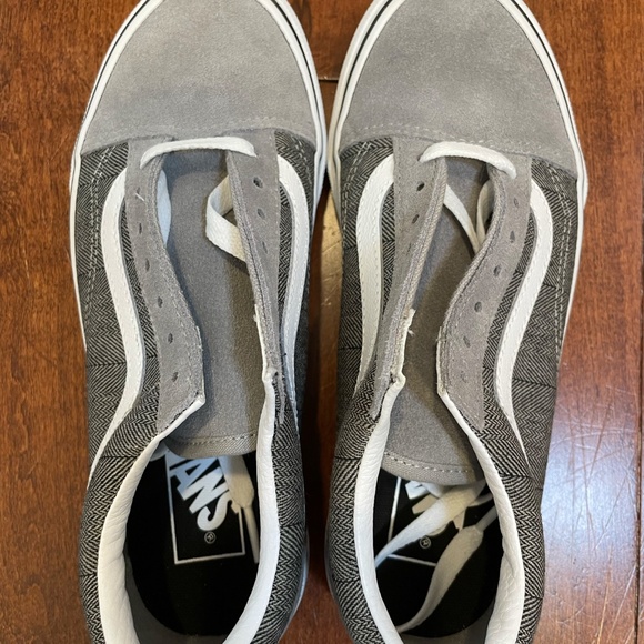 Vans Old Skool Sneakers - Picture 3 of 10